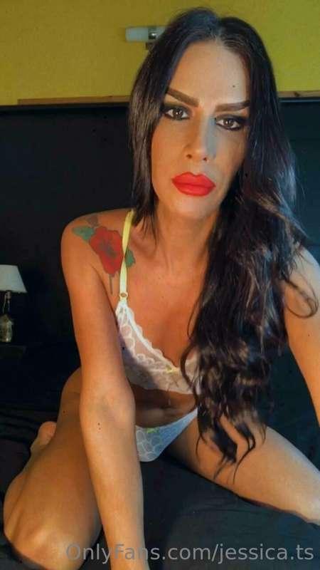 😍 Do you like it when I'm serious? Because, let's face it, I..