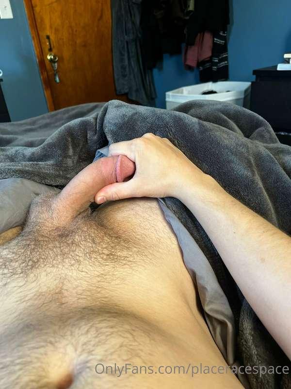 Someone come clean it up 👅👅👅