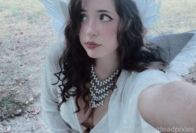 deadpixie image #1