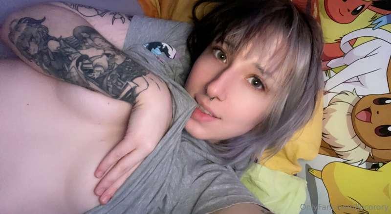Cuddle me please 🥺