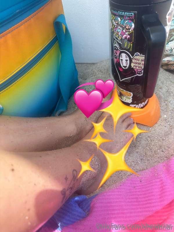 if u like my feet n wanna see them sandy then boy do i have ..