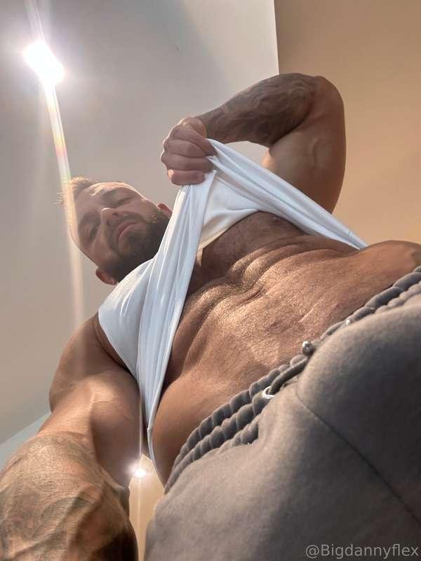 You want me to please you? Just dm me. I can think of a few ..