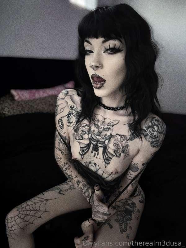 therealm3dusa_ image #1