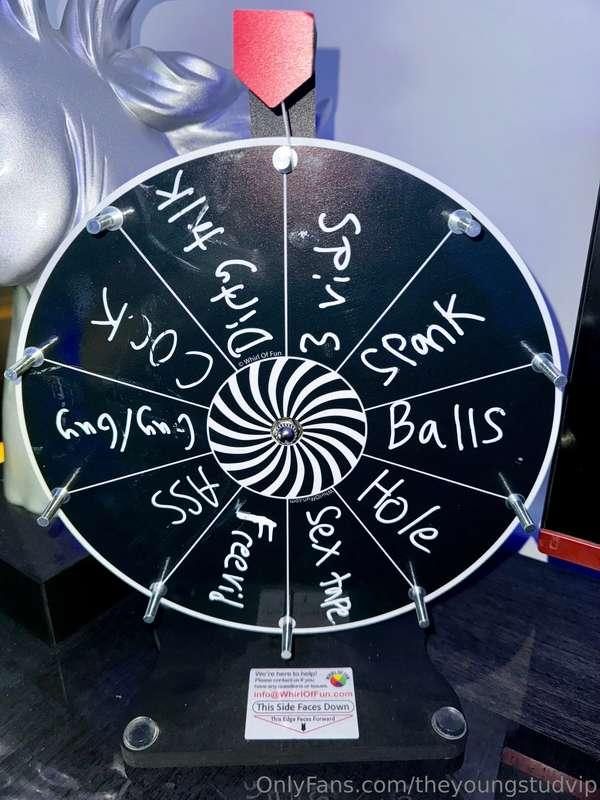Come spin the wheel with me on LIVE!👀