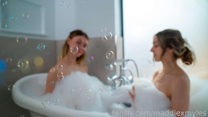 Get bubbly with us! We just had to make the most of this gorgeous bath tub! I loved having my hands all over Rae and having her hands all over me! Would you join us? 

@Princess-Rae 

#gg #girlskissing #bath #bubbles #wet #cute #fyp