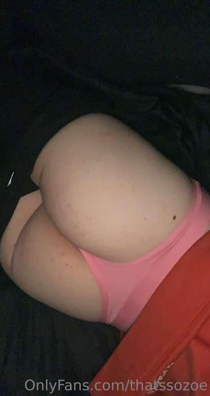 Pink panties are my favourite😍