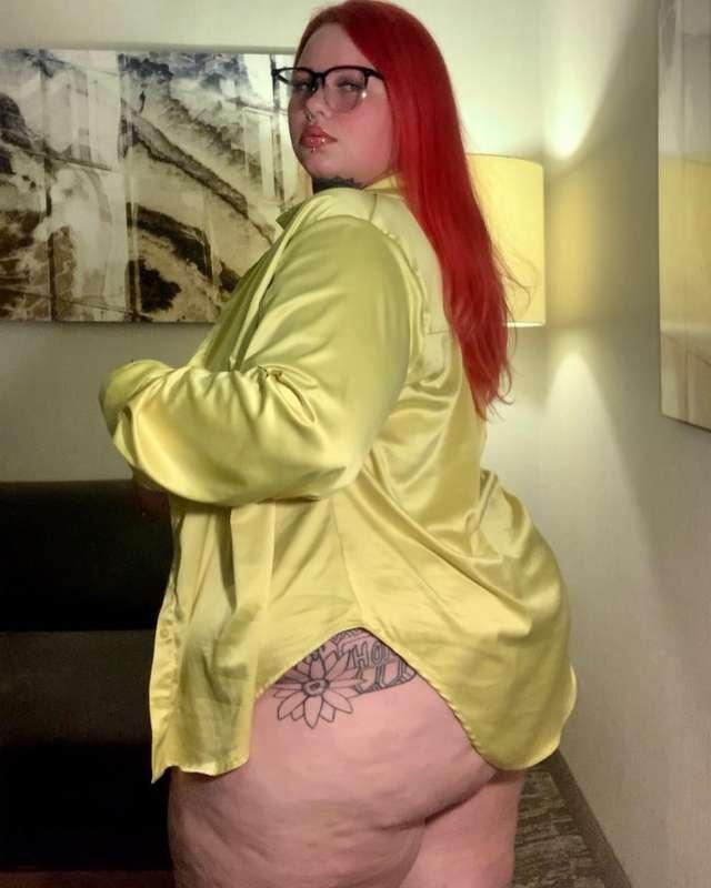 Yellow looks good on me🤓