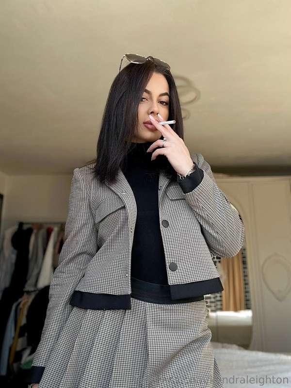 Tip $20 for $500 worth content in your DMs 🔥🔞

 oh and, forg..