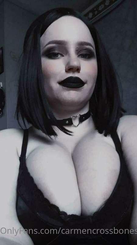 Make sure to check your dms 😘
