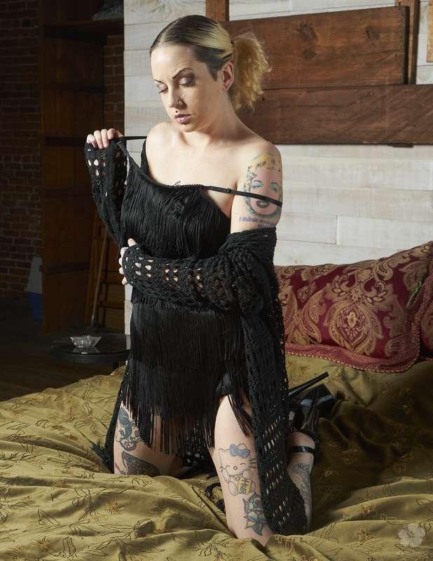 ladylazarusfree image #16