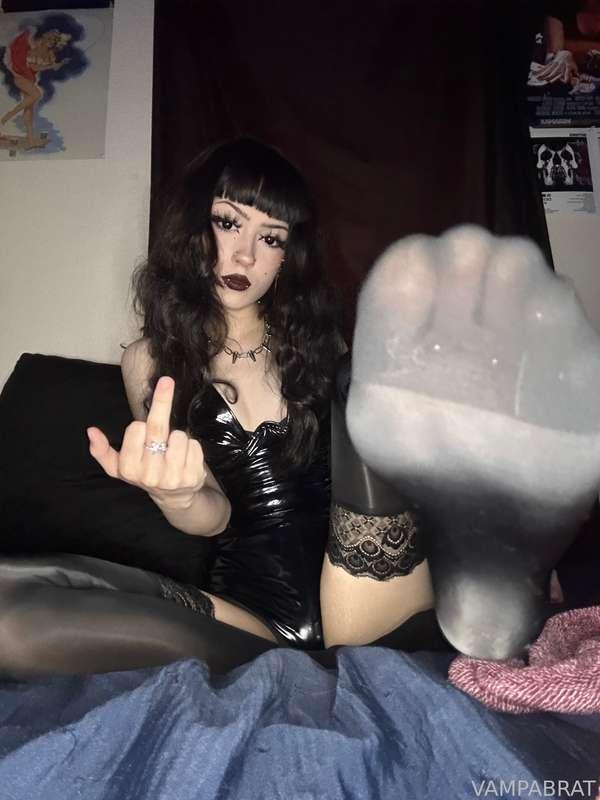 madamzombodomme image #4