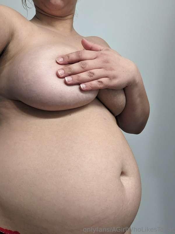 agirlwholikestoeat image #0