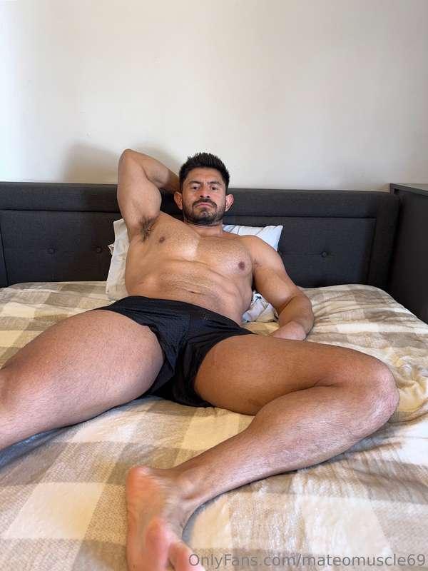 Your man misses you and needs some cuddles. 😘