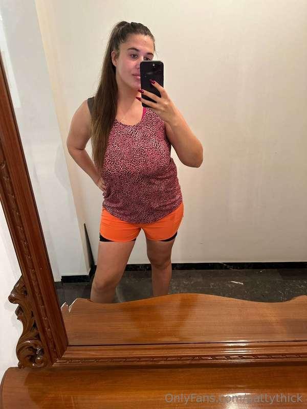Mirror selfie queen 👑 No one can compare with me at this