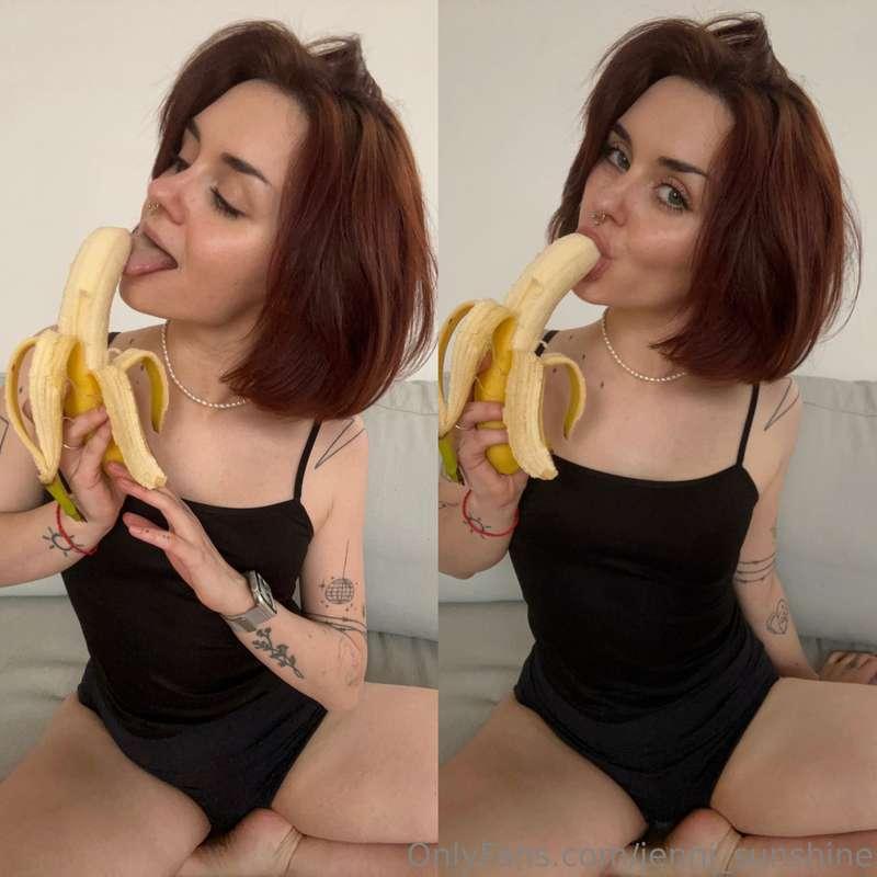 Just tasting it first...🍌💋