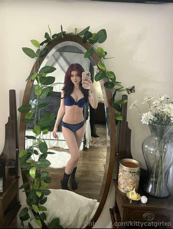 trying on lingerie for a custom video ʚ♡⃛ɞ(ू•ᴗ•ू❁) which set..