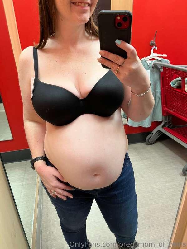 19 weeks! Had to go out and do some new bra shopping because..
