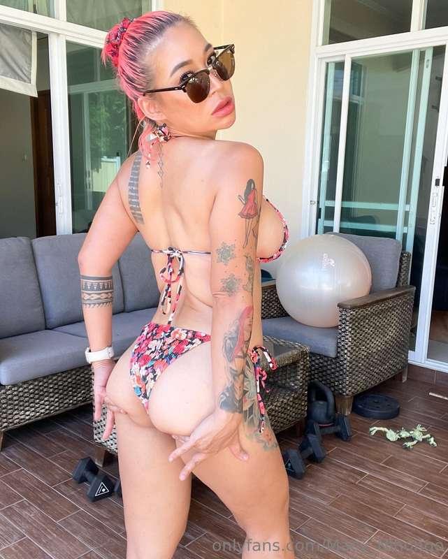 I’m wet and horny 😏 what are you waiting to check ?