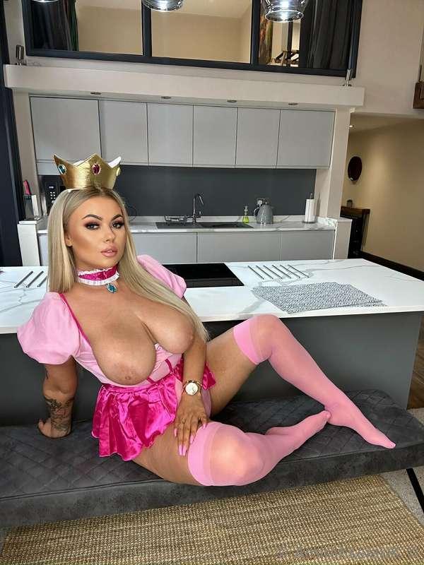 Would you fuck me as Peaches?