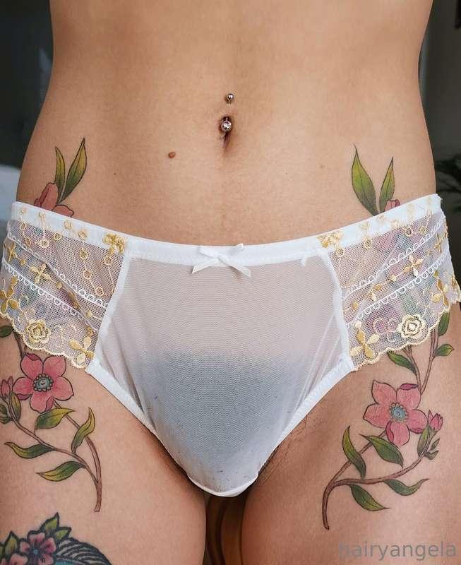 Transparent panties really value my bush 🌿