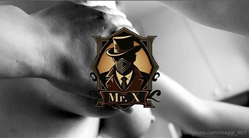 Prontito @the.mr.x me vendrá a visitar🤤 Les gustaría vernos ..