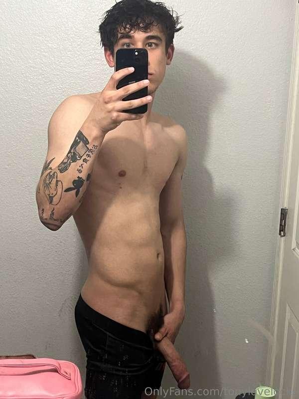 tonylovelocks image #1