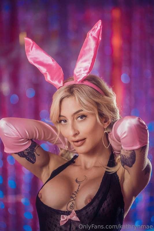 Hey baby 🐰🪺 can't wait til tomorrow to start teasing you 🤭 E..