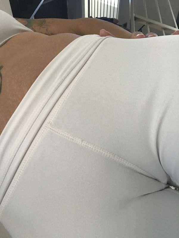 Cameltoe alert... on set pics and hot videos headed your way..