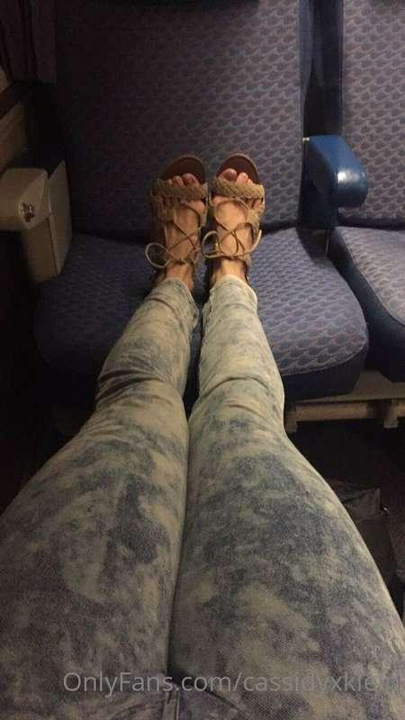 Where's a foot rubbing boy when you need one?