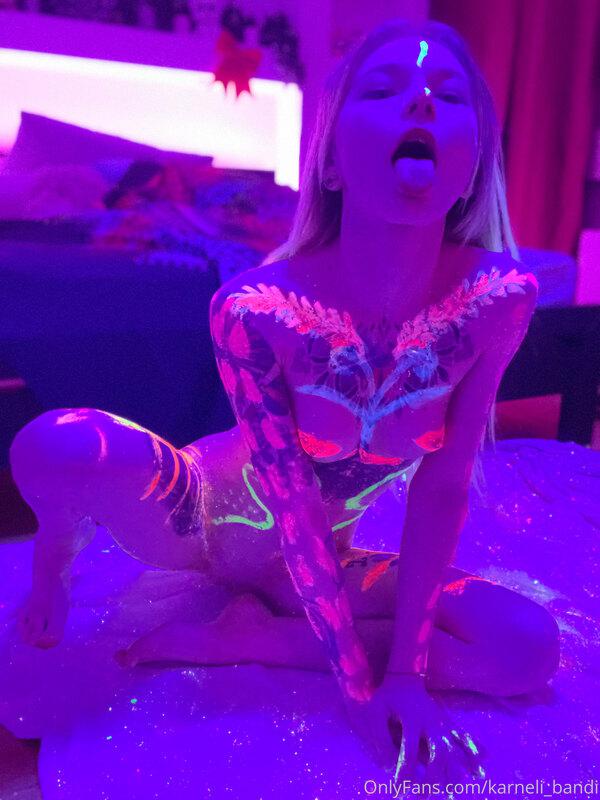 I'm so horny today