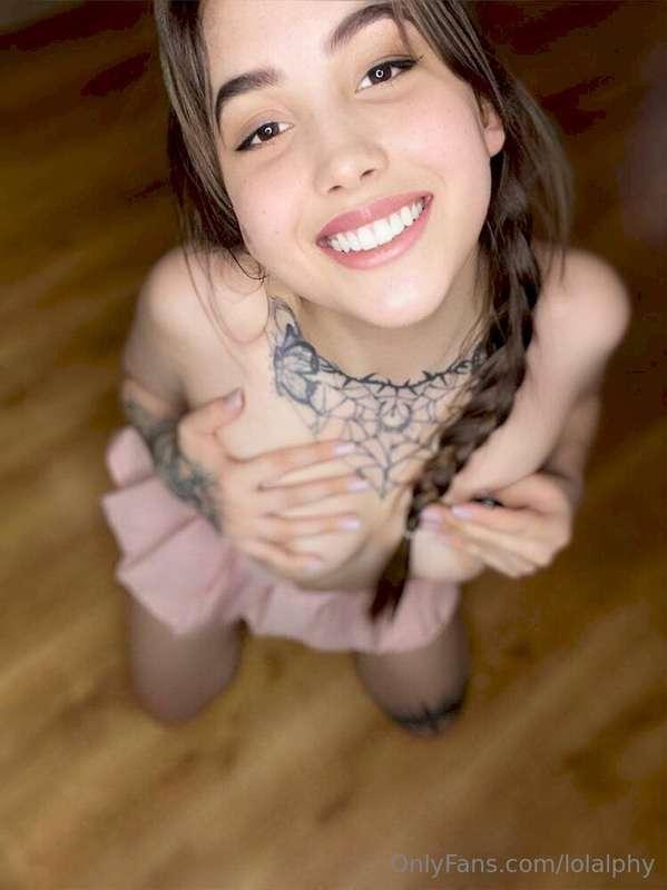 This sweet girl is ready to surprise you🥵@alicehillbabe😈@ali..