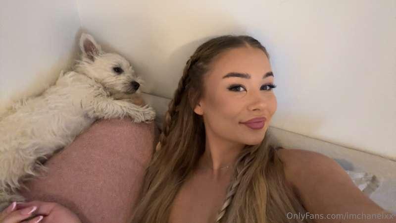 come say hi to lilly ❤️