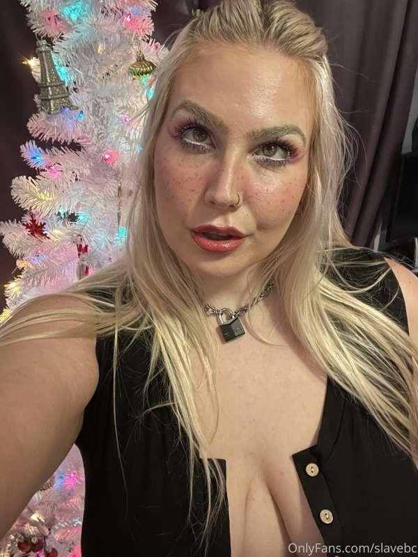 Trying out some different makeup looks, what type of video s..