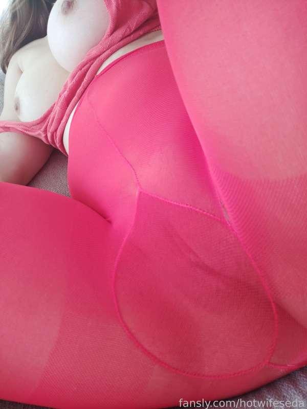 hotwifeseda image #12