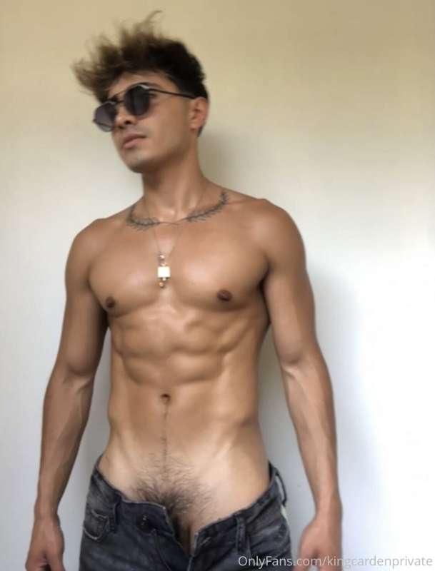 How are you guys doing ? Shoot me a message 💎