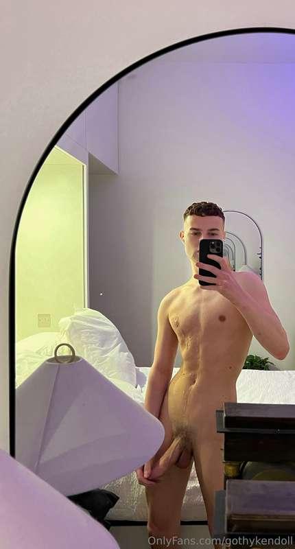 gothykendoll image #0