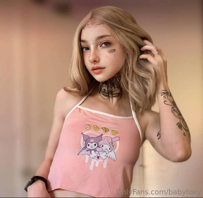 @bbykiraa🔥 STOP SCROLLING 🔥@bbykiraa
She is waiting for you ..