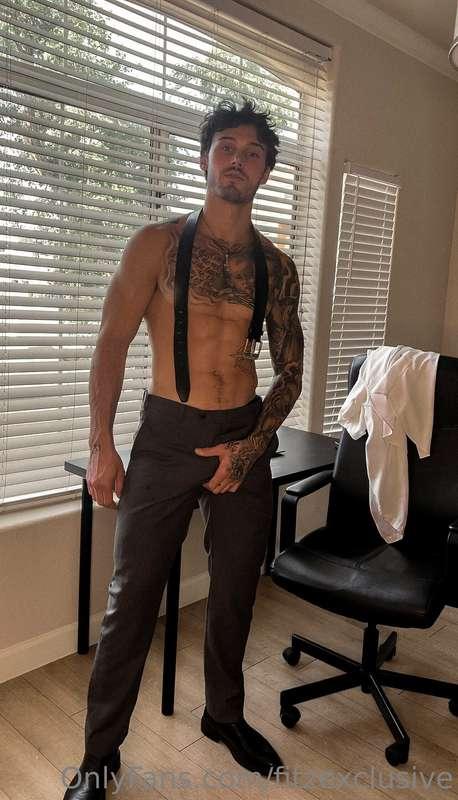 It got a little hot in the office😌🔥