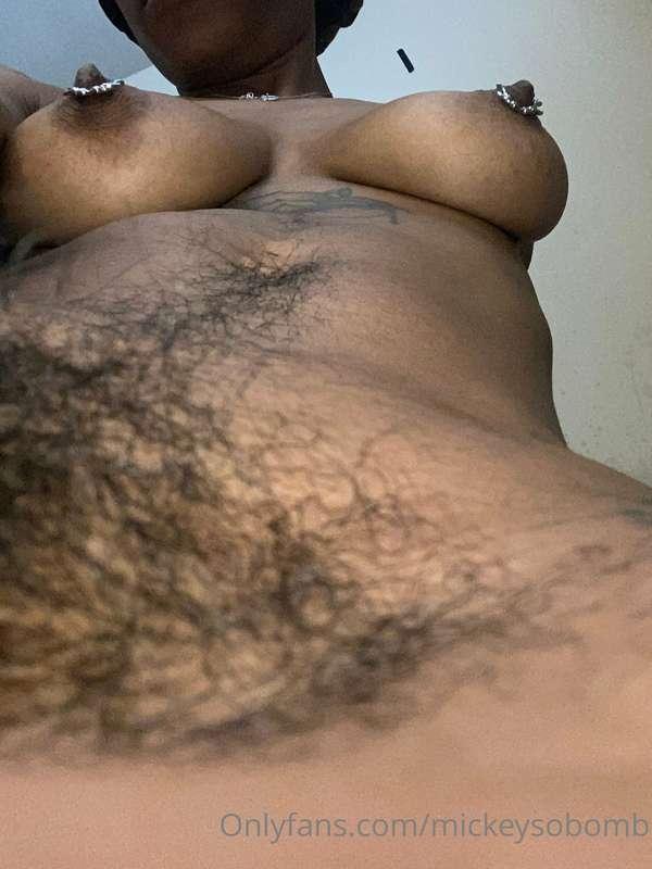 Titty Tuesday 🥳