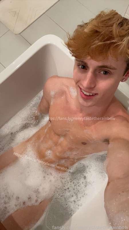 henrytastetherainbow image #0