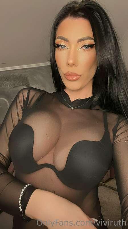 Can you handle a seductress like me?