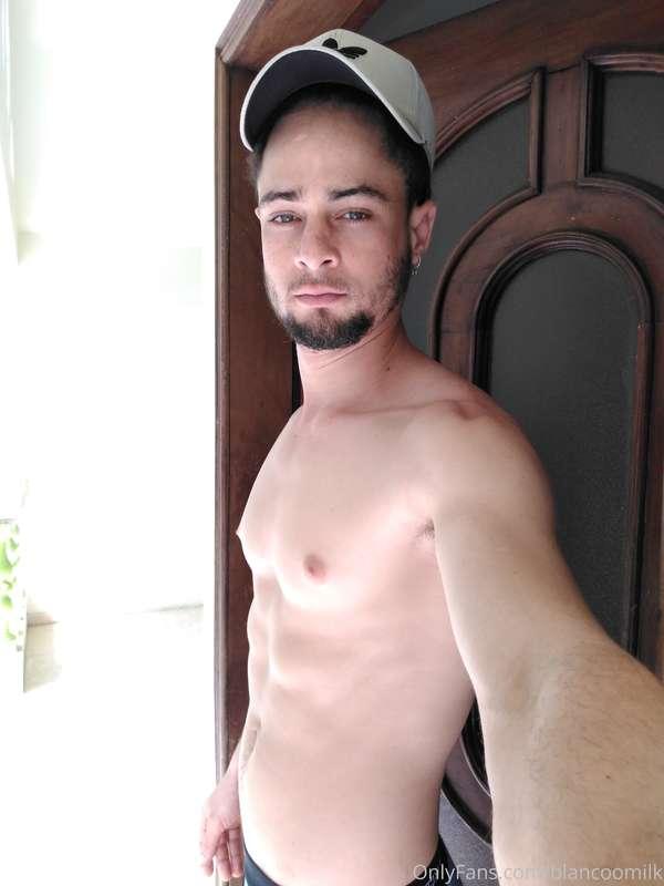 With lil cum  open content 🥰😉