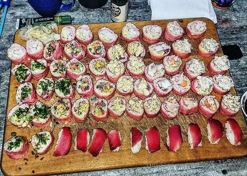 I made sushi tonight for u daddy!!!! Wanna eat these on my n..