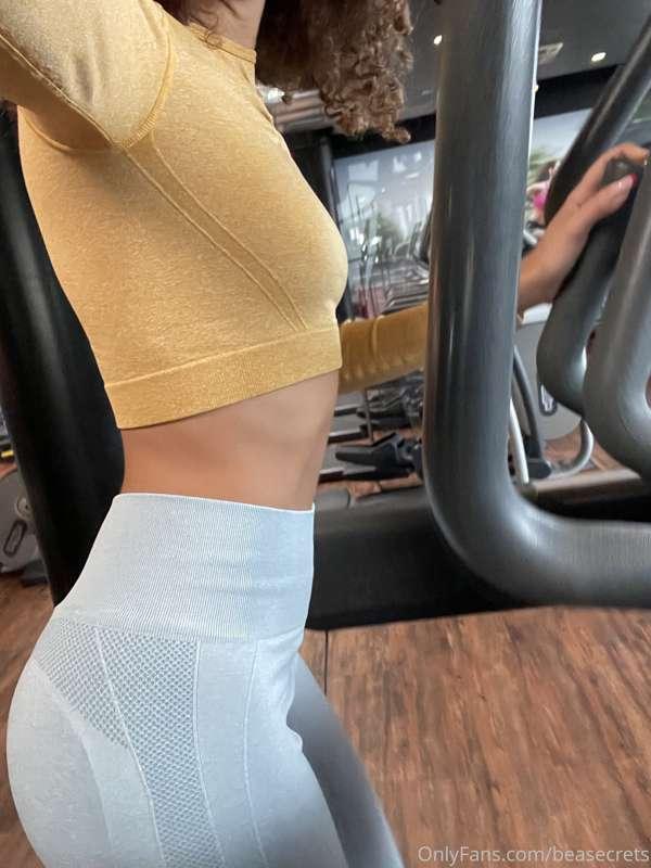 Lavorando su...🤭🍑

Working on..🤭🍑