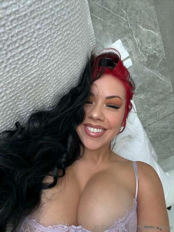 HI KINGS!!😈💦 Miss me? Cause I miss you...🥹 MORE HOT CONTENT ..