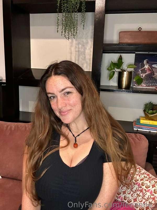 Do you think I’m a sexy fuckable milf?