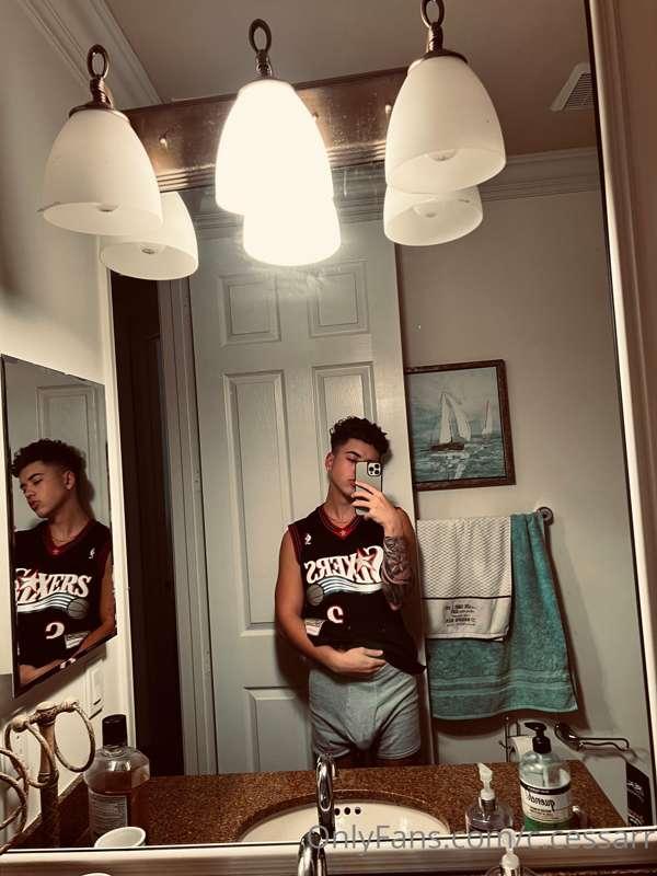 good morning everybody ❤️ im so bored and want to talk to al..