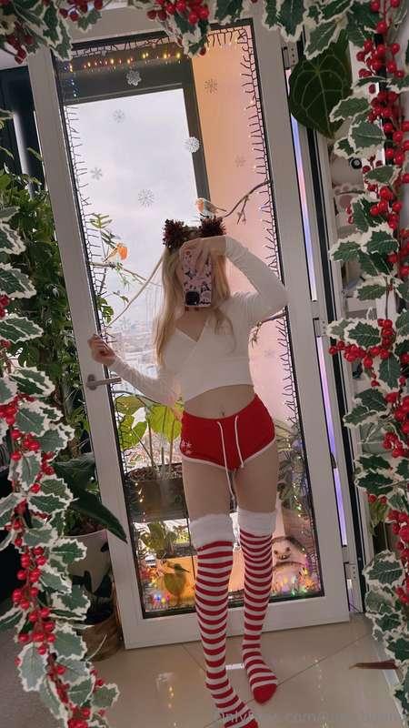 If you’ve ever wanted to undress me, here’s your chance 🙈❤️