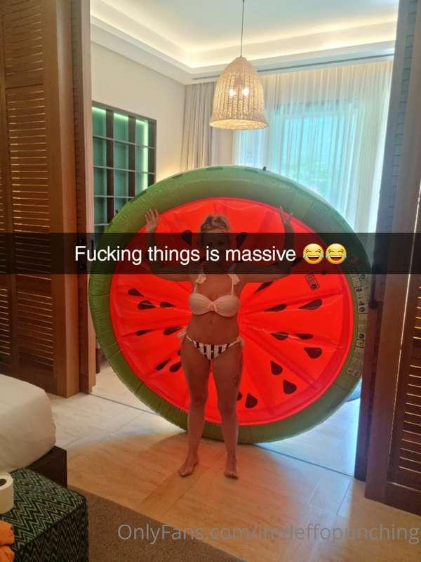 Who likes my new lilo 😄 🤣