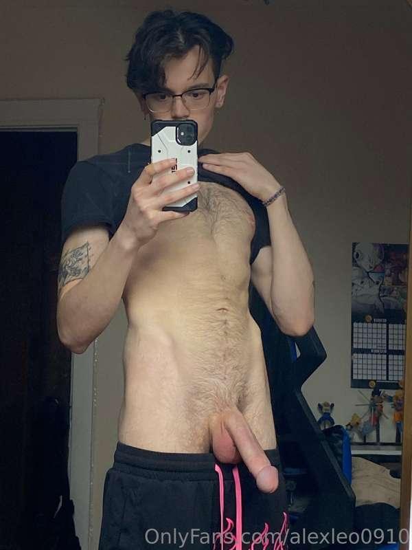 :3